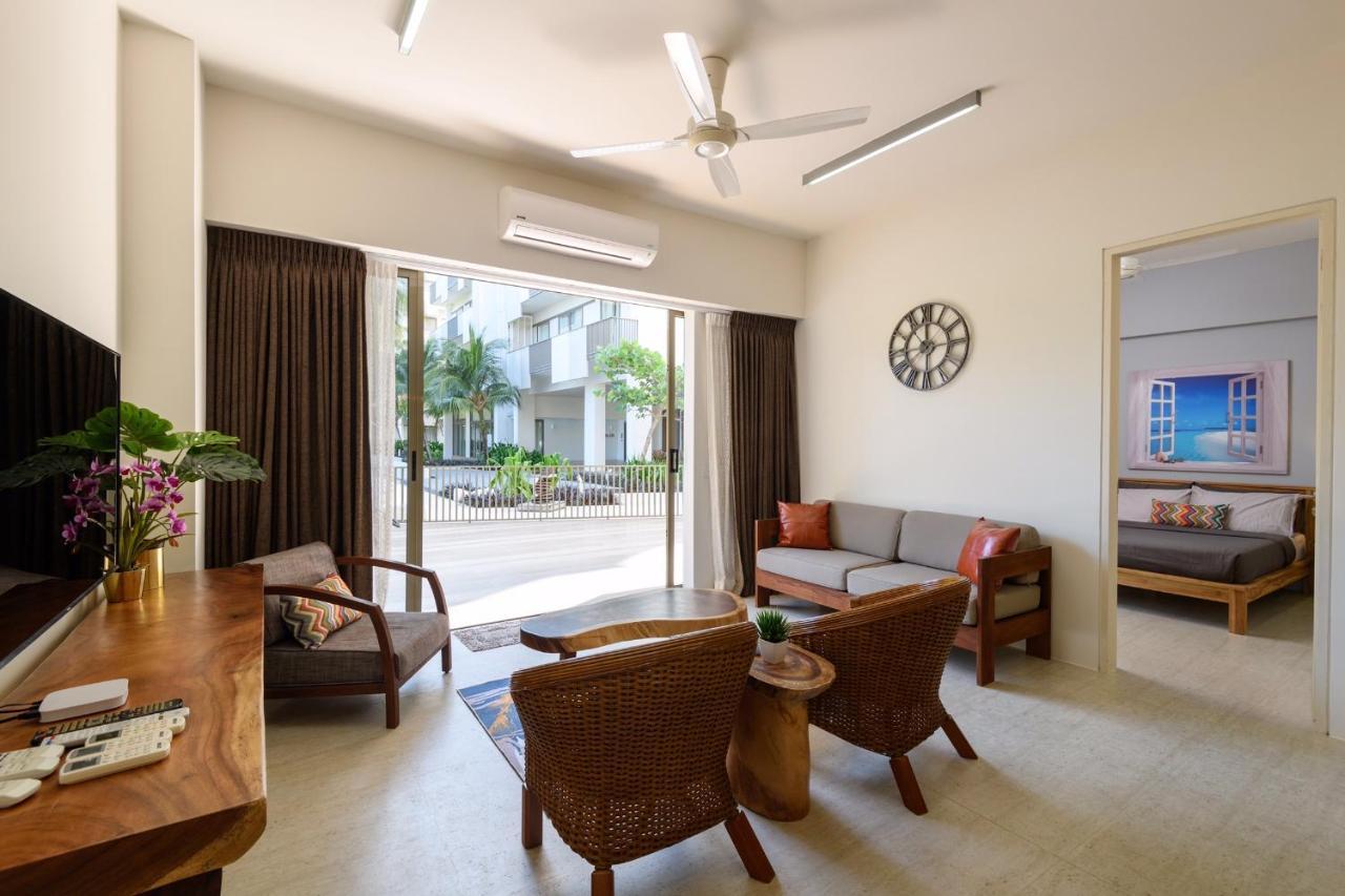 By The Sea Beach Front Apartment Batu Ferringhi Exterior photo