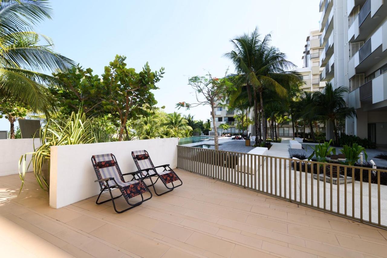 By The Sea Beach Front Apartment Batu Ferringhi Exterior photo