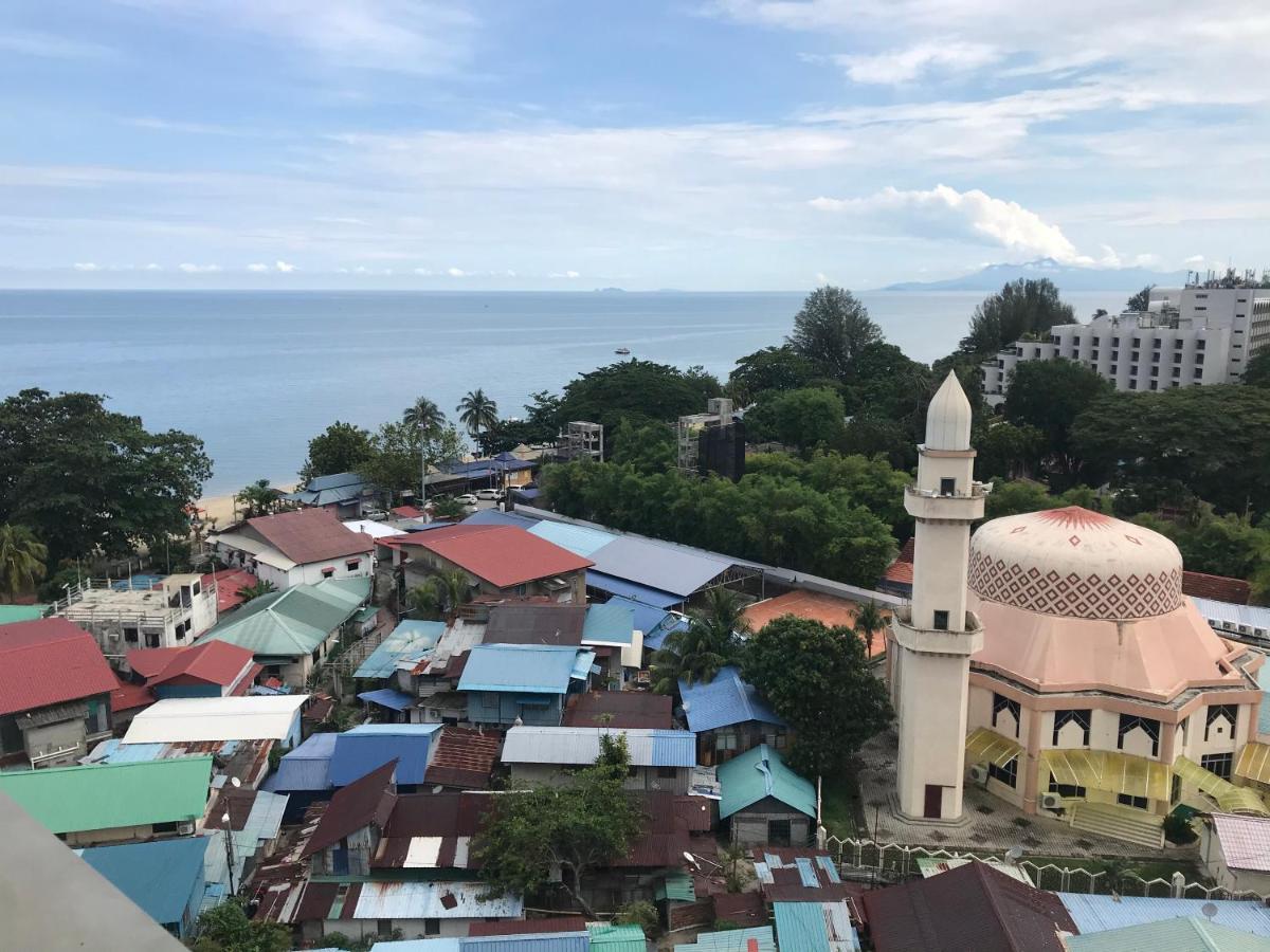 By The Sea Beach Front Apartment Batu Ferringhi Exterior photo