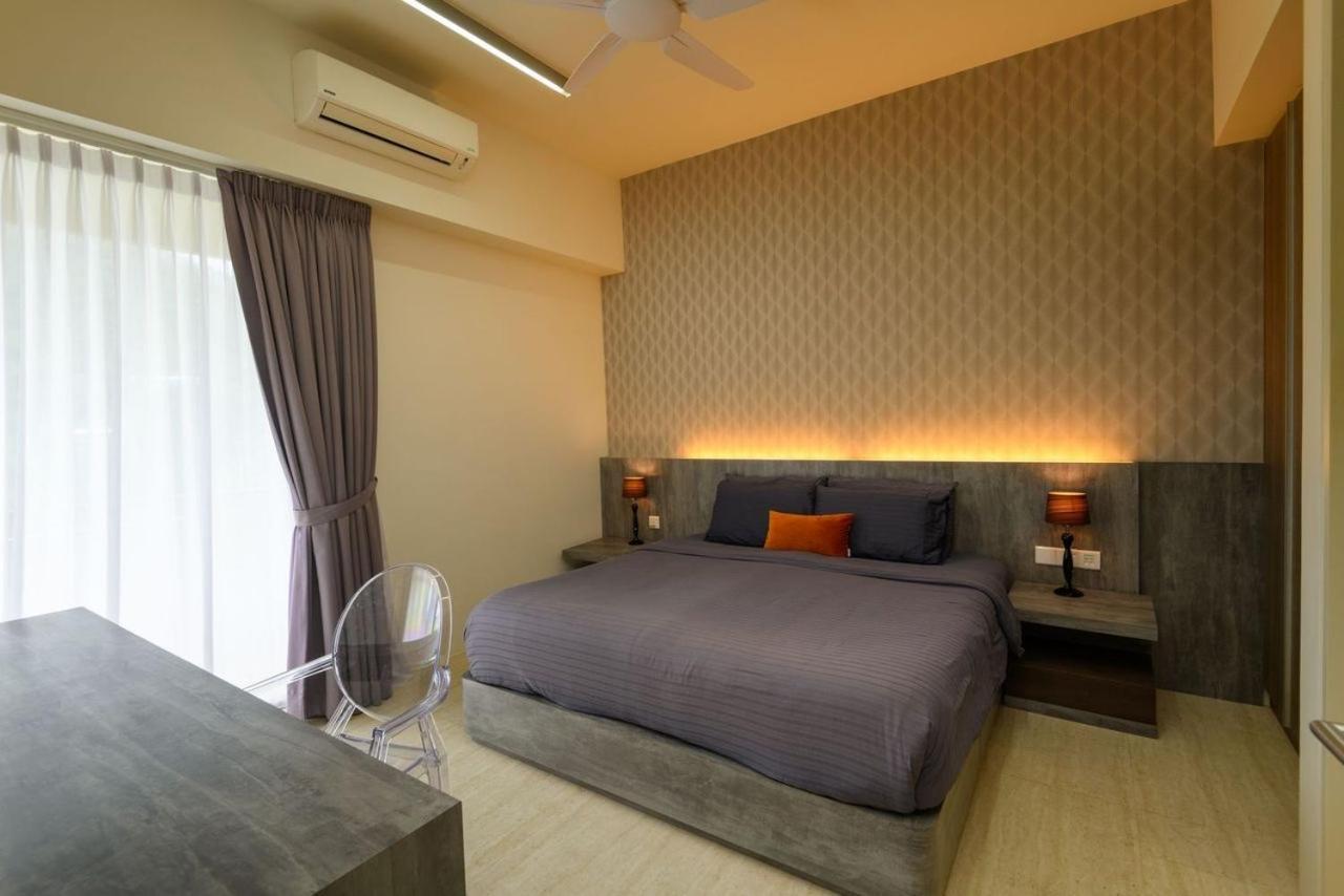 By The Sea Beach Front Apartment Batu Ferringhi Exterior photo