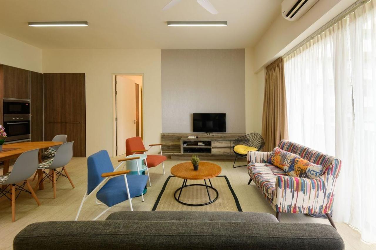 By The Sea Beach Front Apartment Batu Ferringhi Exterior photo